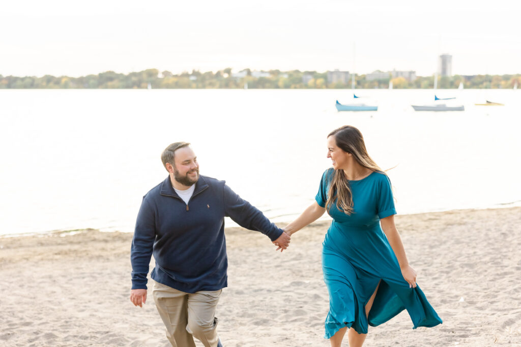 Lake of the Isles and Bda Maka Ska Beach, Minneapolis, twin cities, Minnesota, engagement session,  photography, couple's photographer, downtown, outfit inspo, fall, beach, lindsey white photography