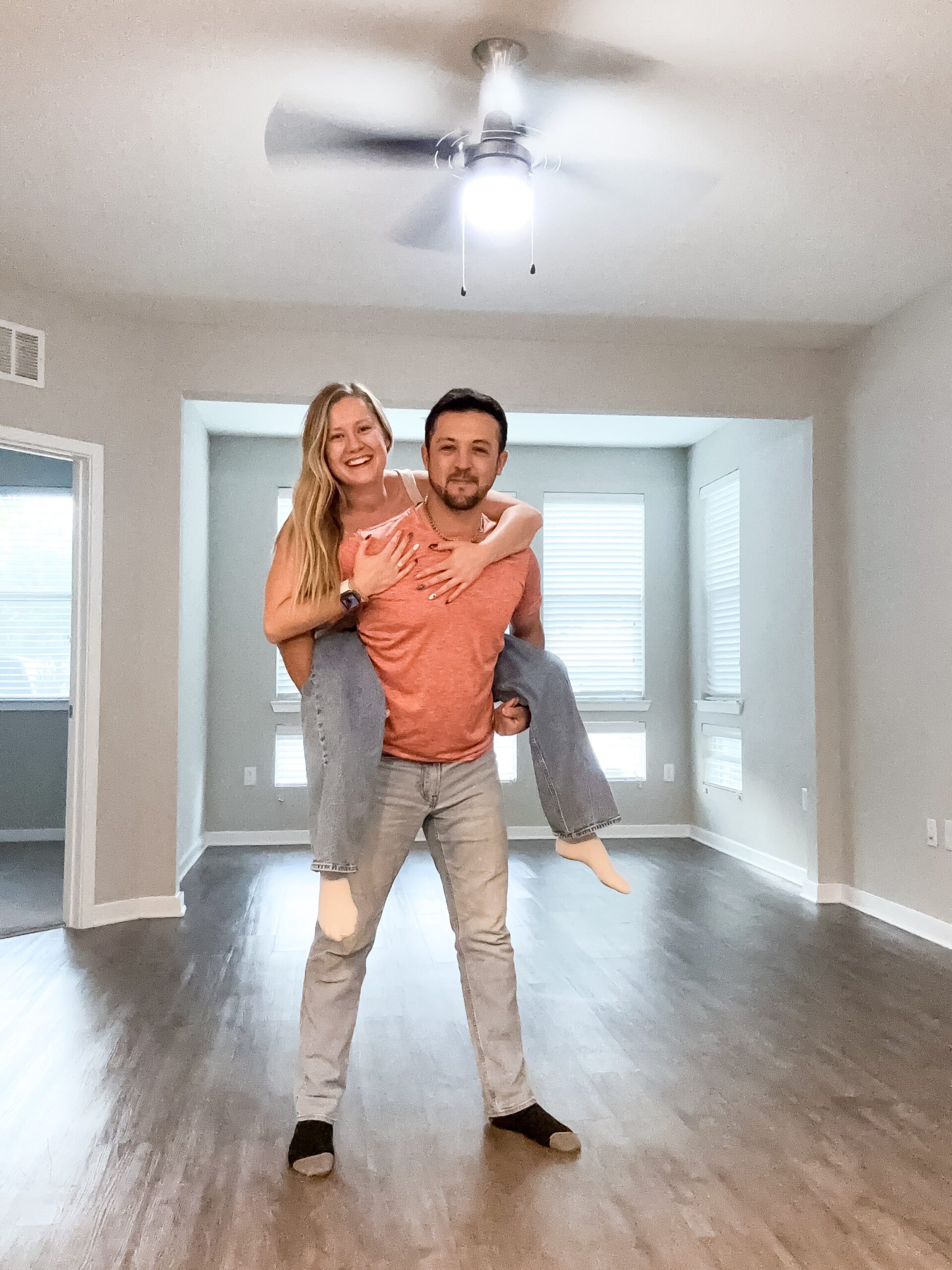 couple moving to a new house